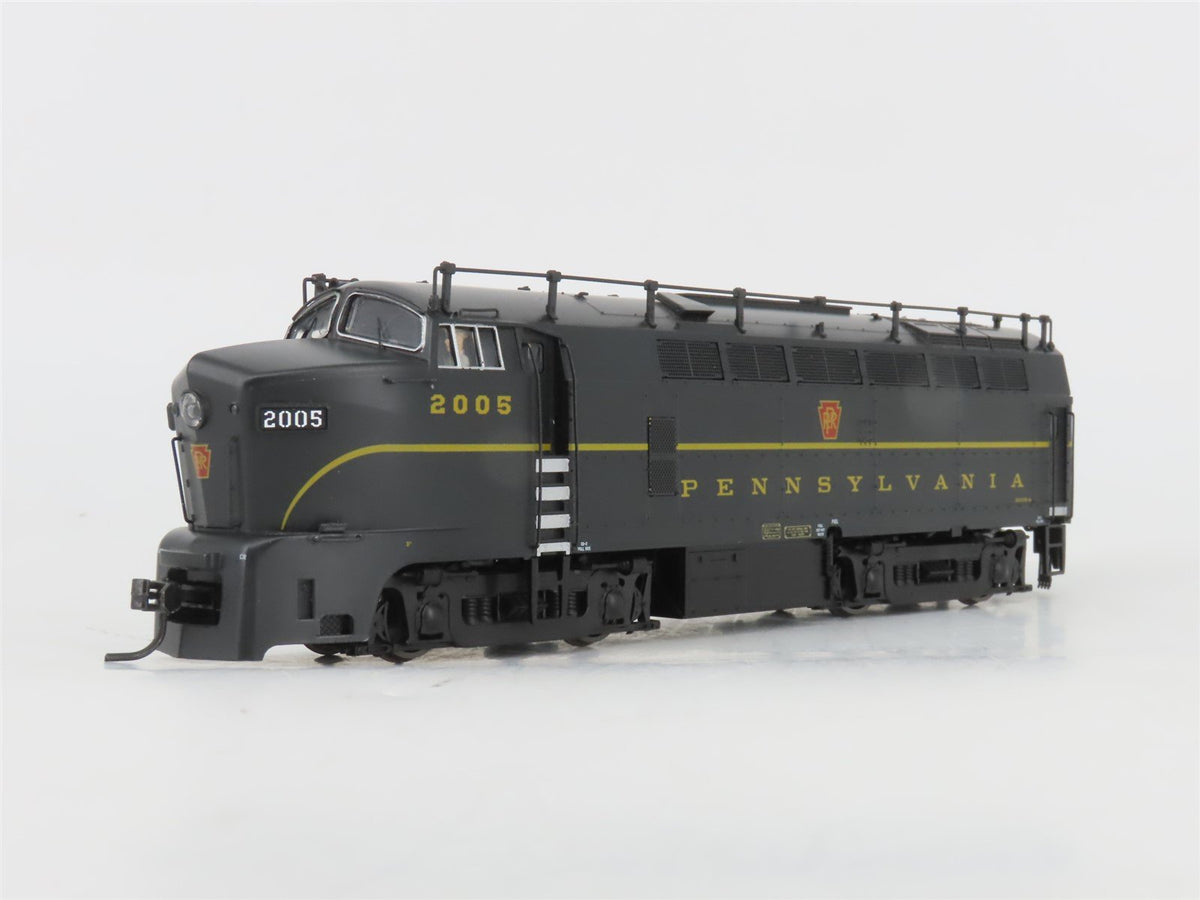 HO Broadway Limited BLI 4140 PRR BLW BF16A/B Sharknose Diesel Set - Paragon3