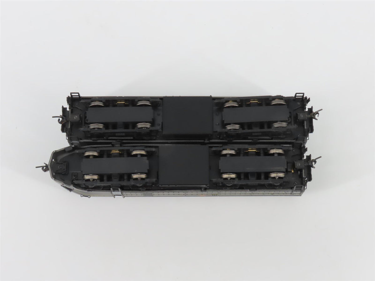 HO Broadway Limited BLI 4140 PRR BLW BF16A/B Sharknose Diesel Set - Paragon3