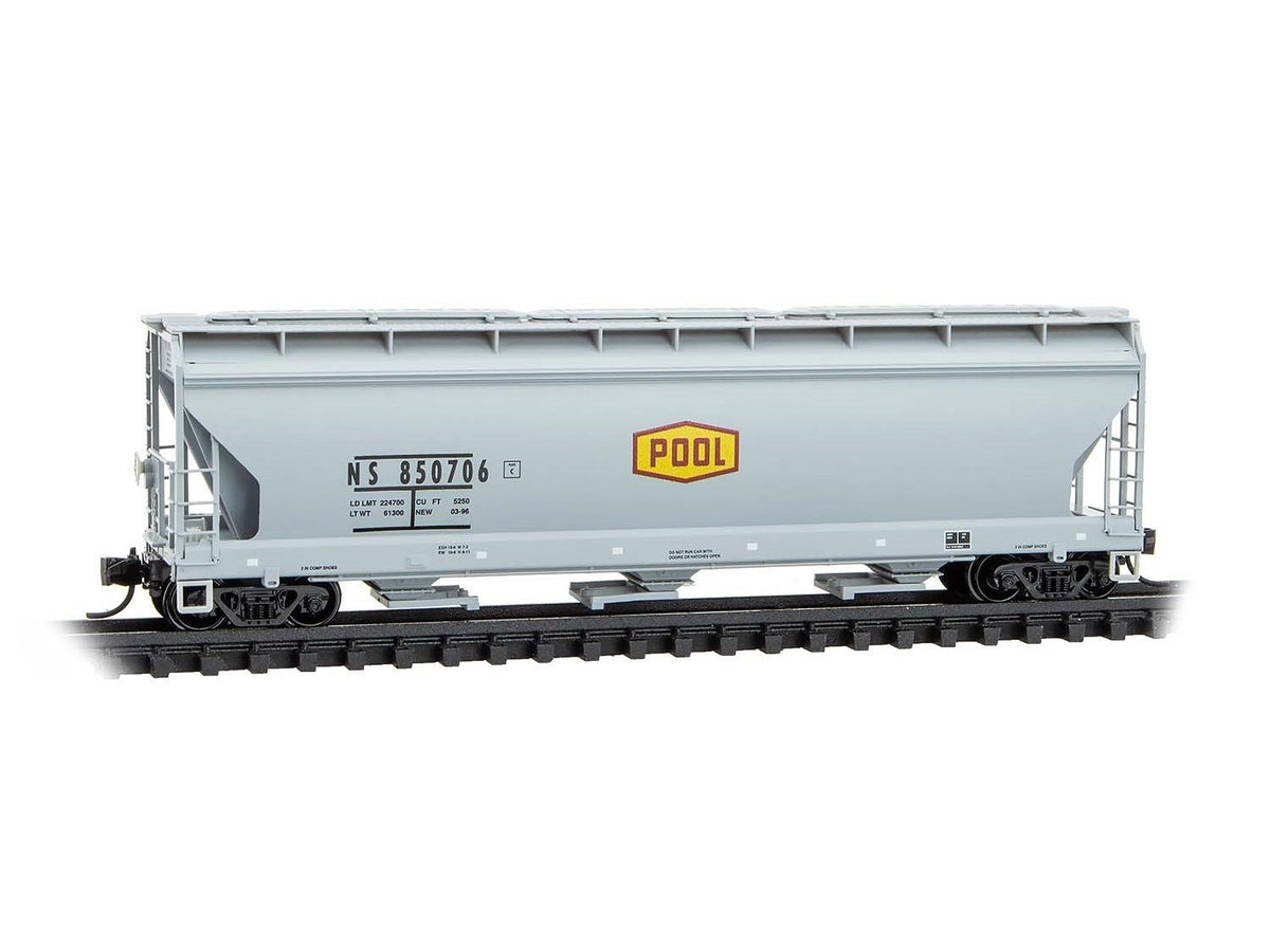 N Scale Micro-Trains MTL 09400980 NS &quot;Pool&quot; 3-Bay Covered Hopper #850706