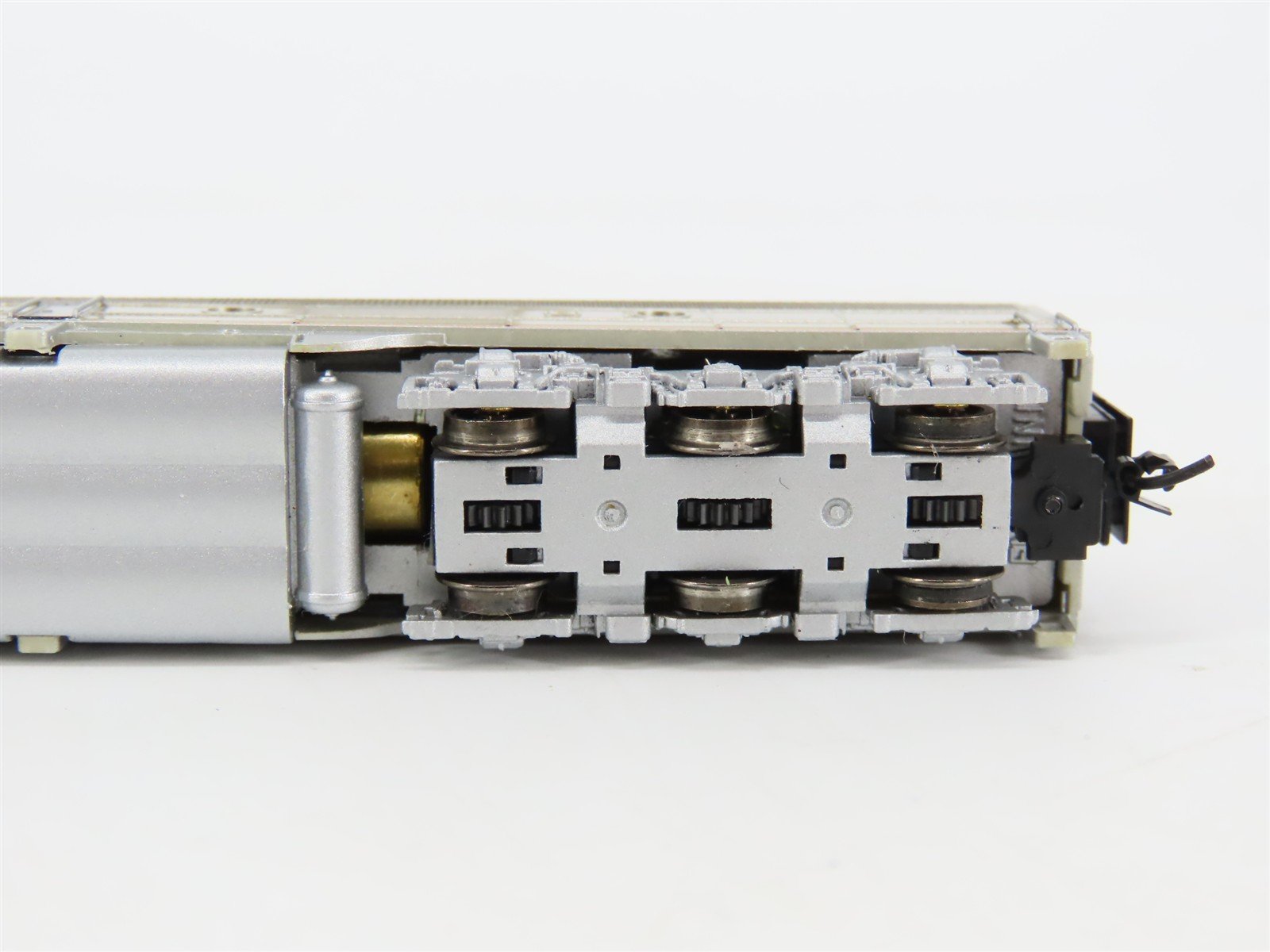 N Scale Broadway Limited BLI 3615 ATSF Santa Fe E8A Diesel Loco #84L w/Paragon3