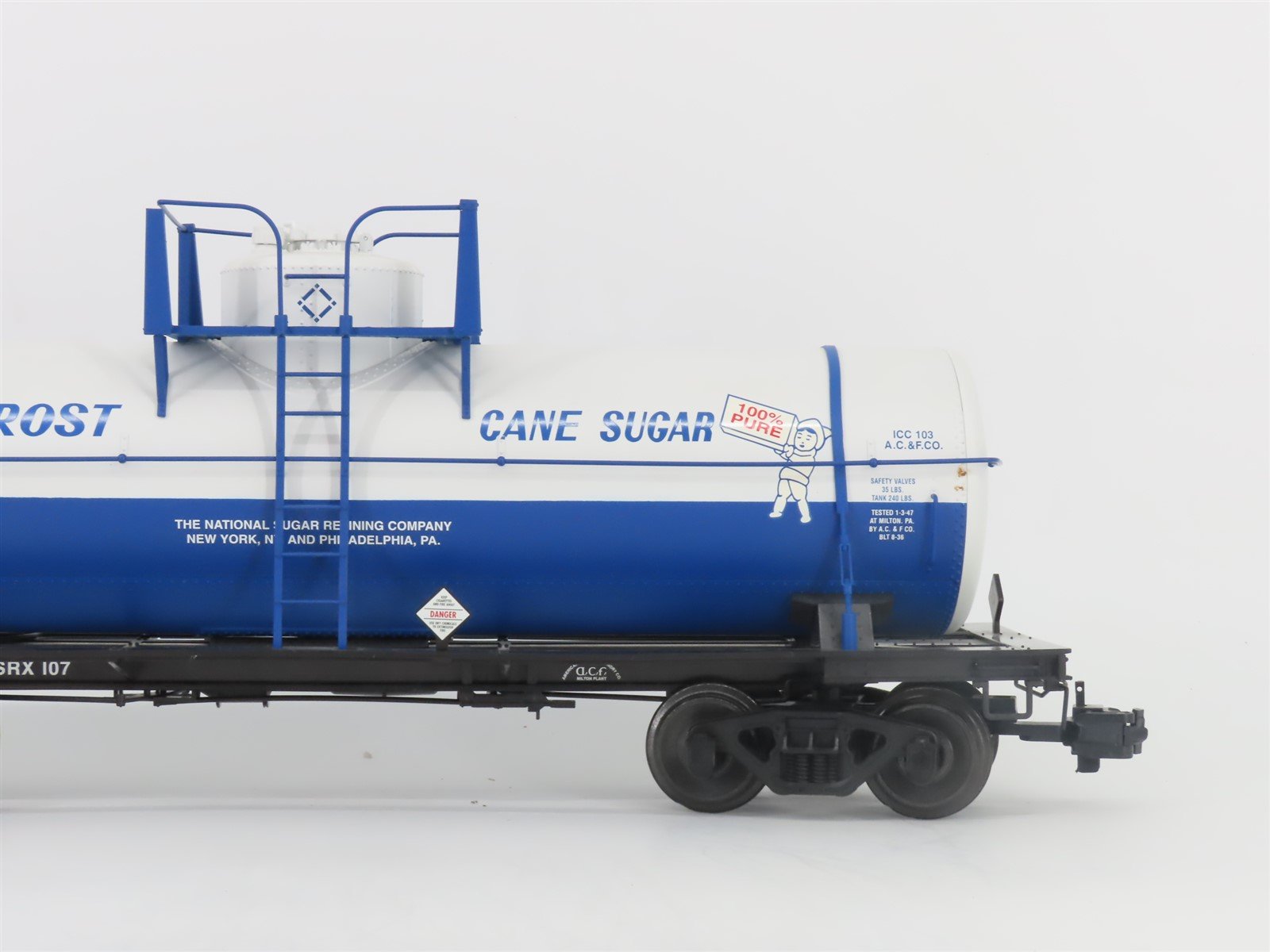 G Scale USA Trains R15123 NSRX Jack Frost 10,000 Gallon Tank Car #107