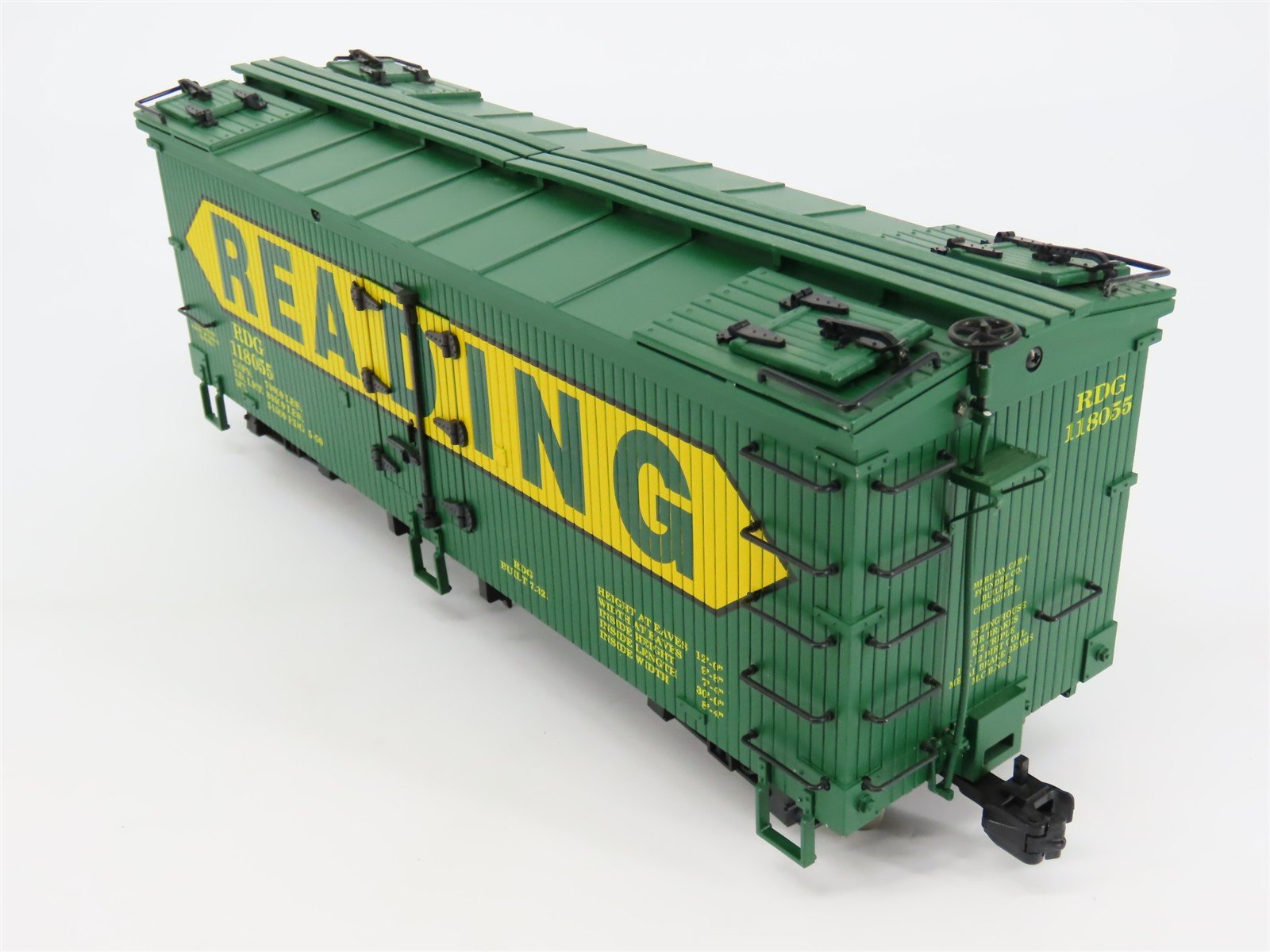 G Scale USA Trains RDG Reading Old Style Refrigerator Car #118055