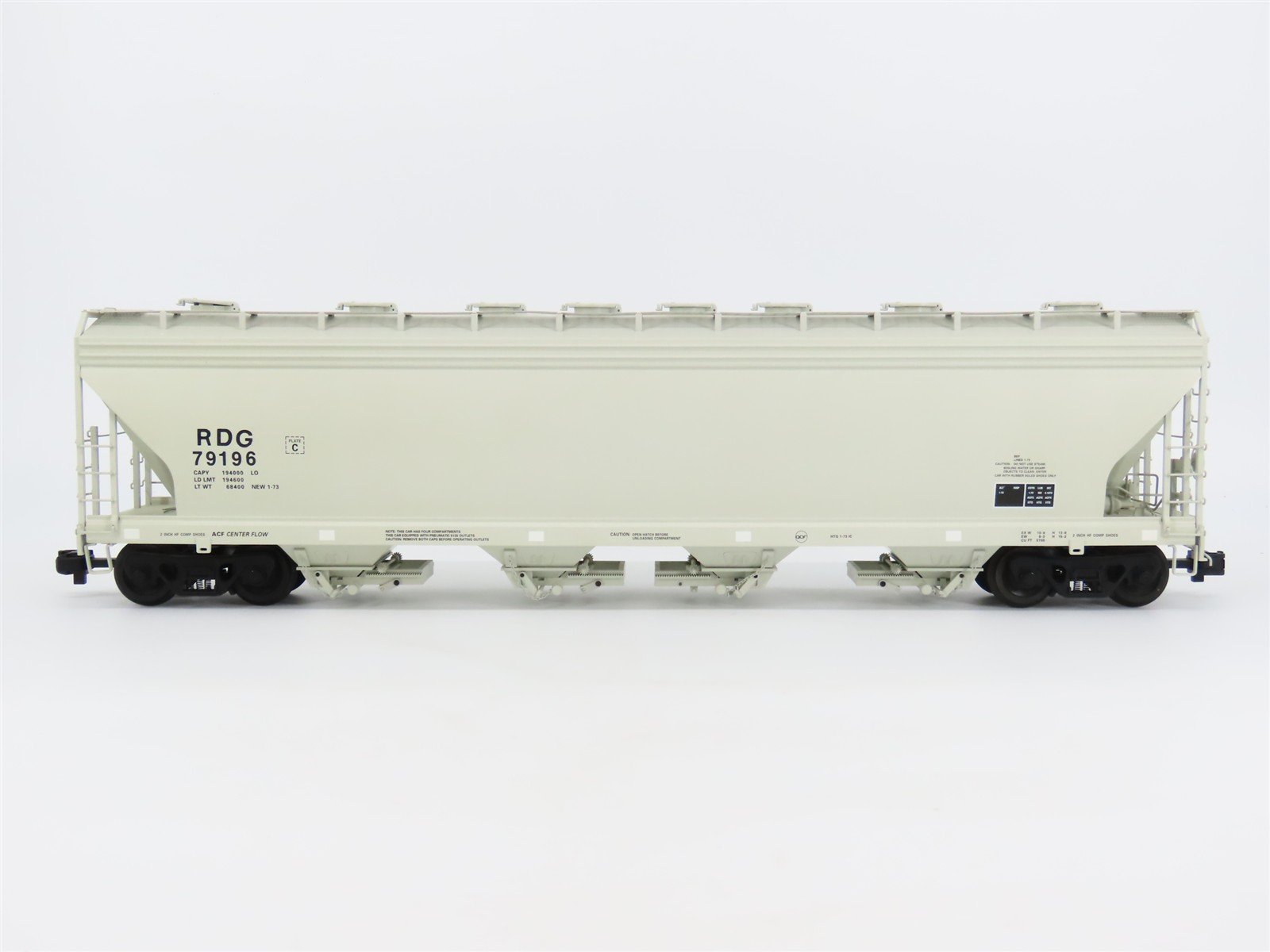 G Scale USA Trains RDG Reading 4-Bay Covered Hopper #79196