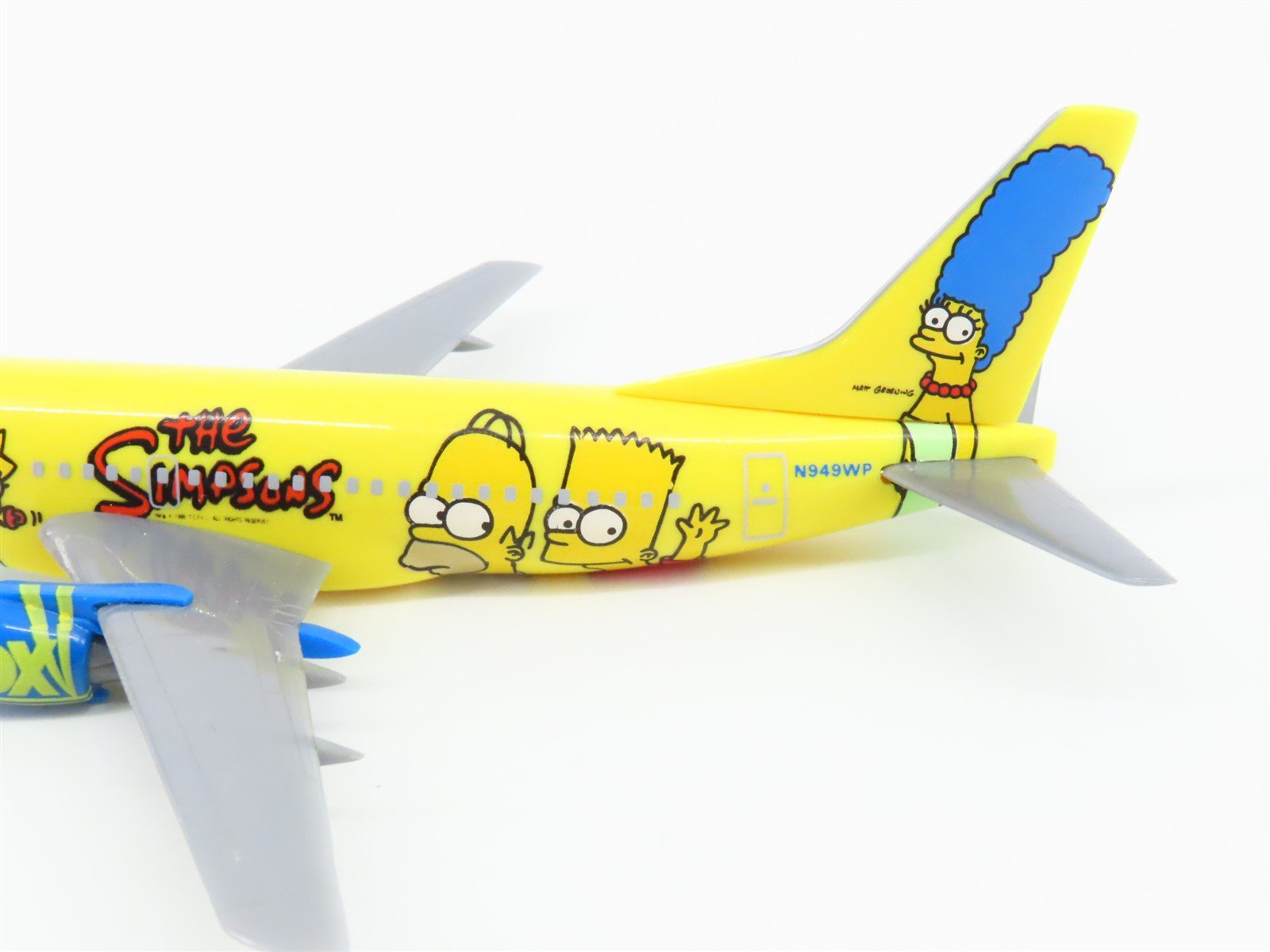 1:200 Scale Western Pacific Plastic The Simpsons Boeing 737 Airplanes w/Stand