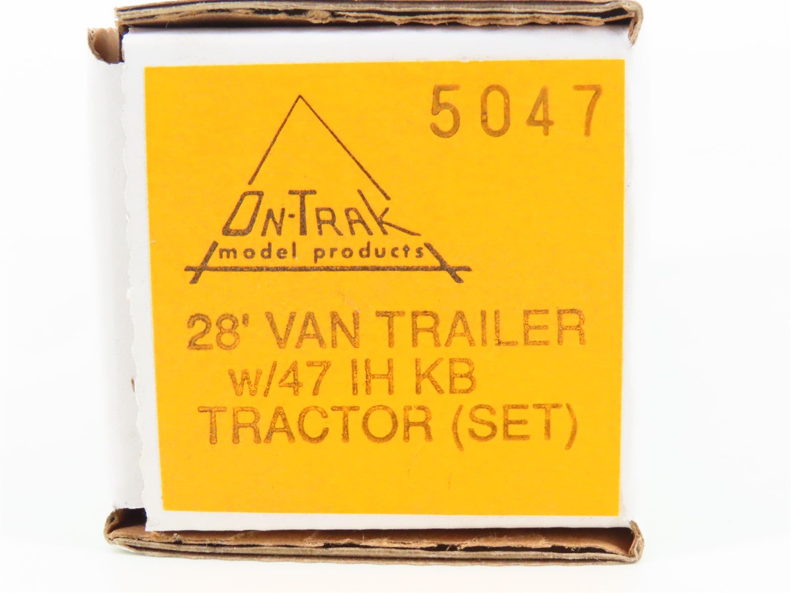 HO 1/87 Scale On-Trak Kit #5047 28' Van Trailer w/ 47' IH KB Tractor