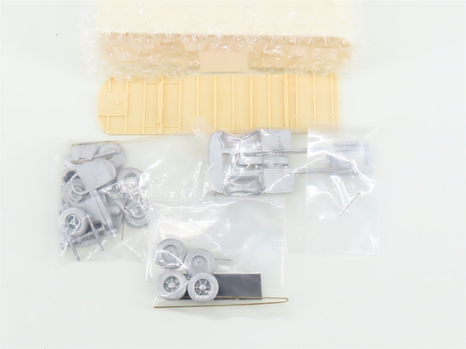 HO 1/87 Scale On-Trak Kit #5047 28' Van Trailer w/ 47' IH KB Tractor