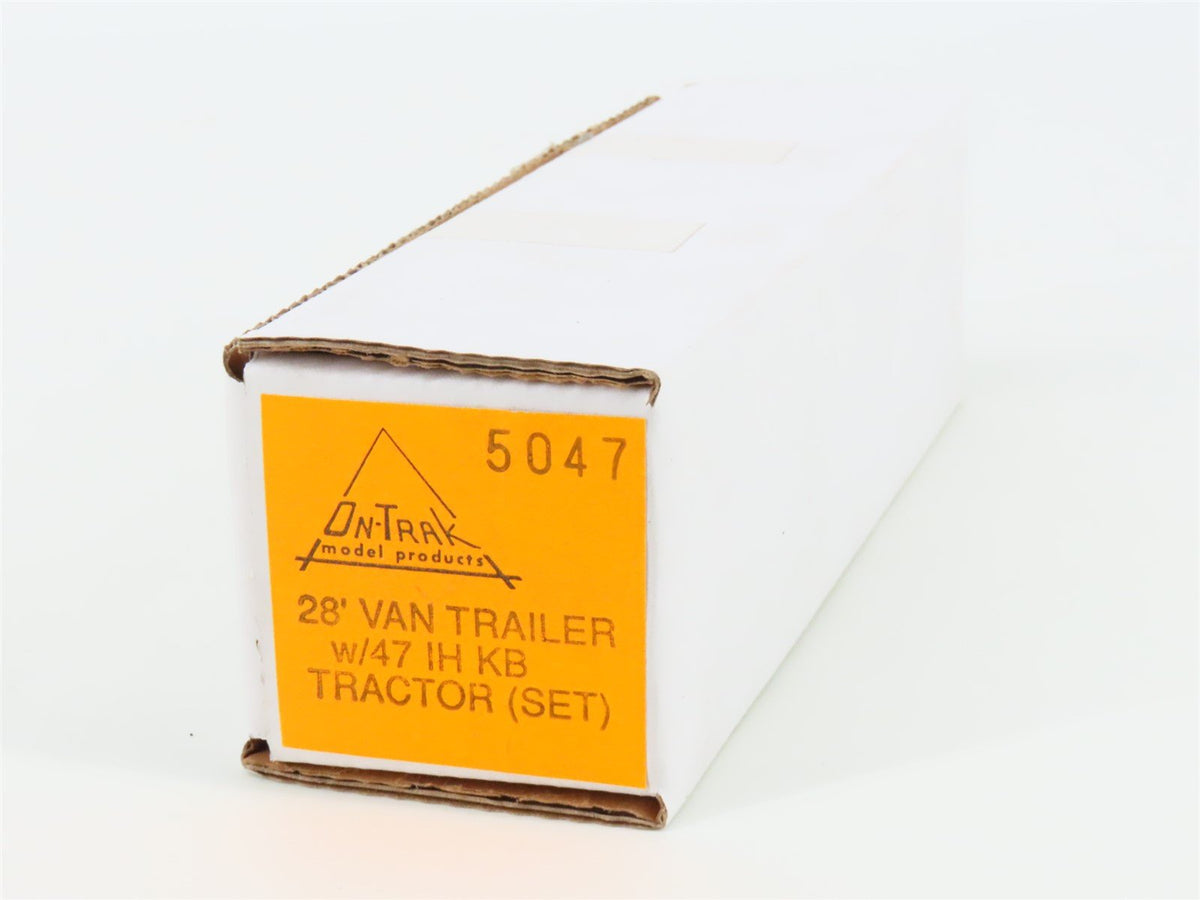 HO 1/87 Scale On-Trak Kit #5047 28&#39; Van Trailer w/ 47&#39; IH KB Tractor