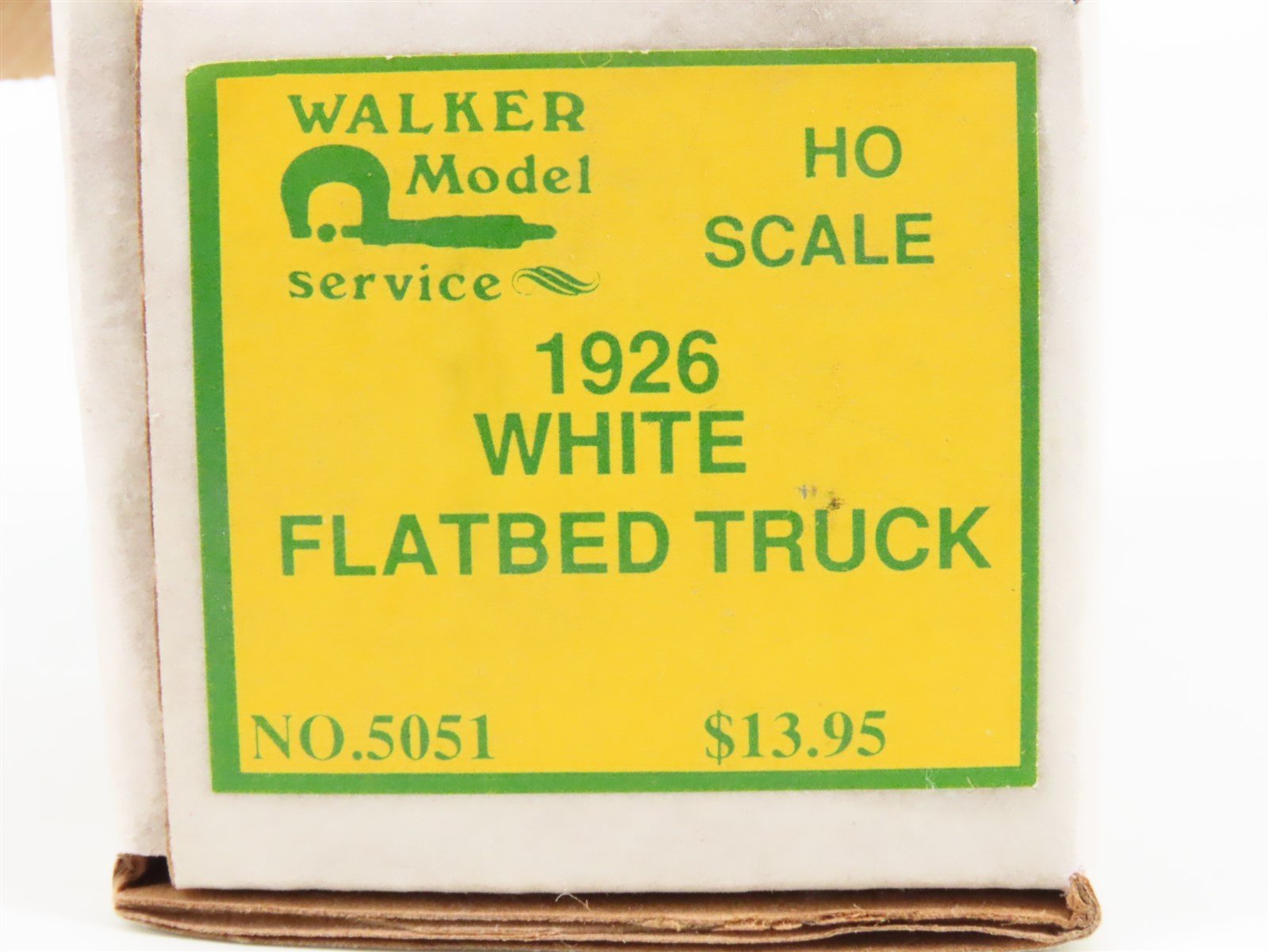 HO 1/87 Scale Walker Model Kit #5051 1926 White Flatbed Truck