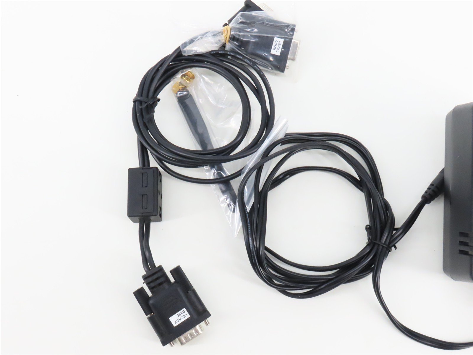 Lionel LEGACY 992 Command Base & 991 CAB-2 Remote w/ Extra TMCC Base