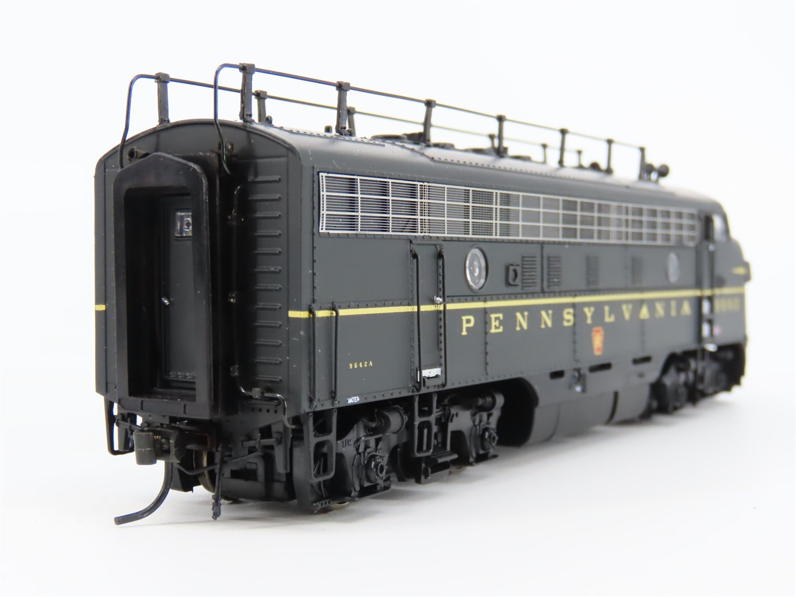 HO Scale Broadway Limited BLI 420 PRR Pennsylvania F7 A/B Diesel Loco Set w/DCC