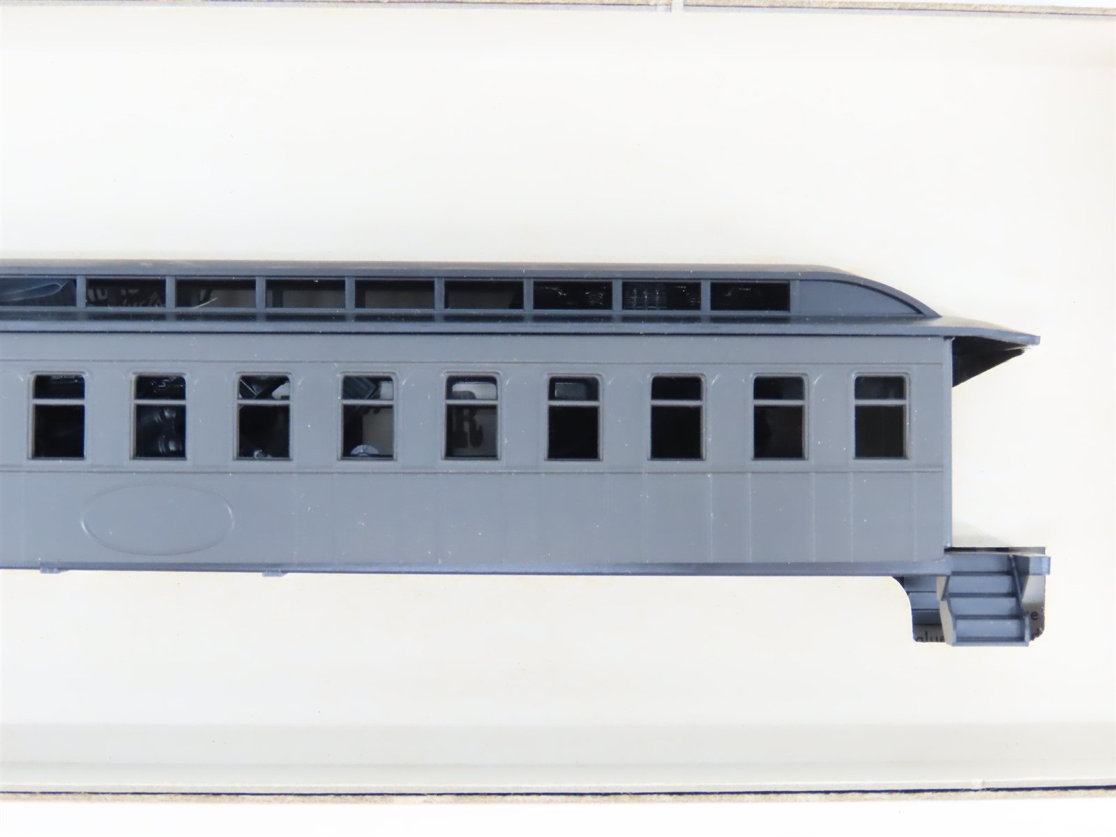 HO Scale Roundhouse Undecorated & UP Pullman Coach, Baggage Passenger Car Kits
