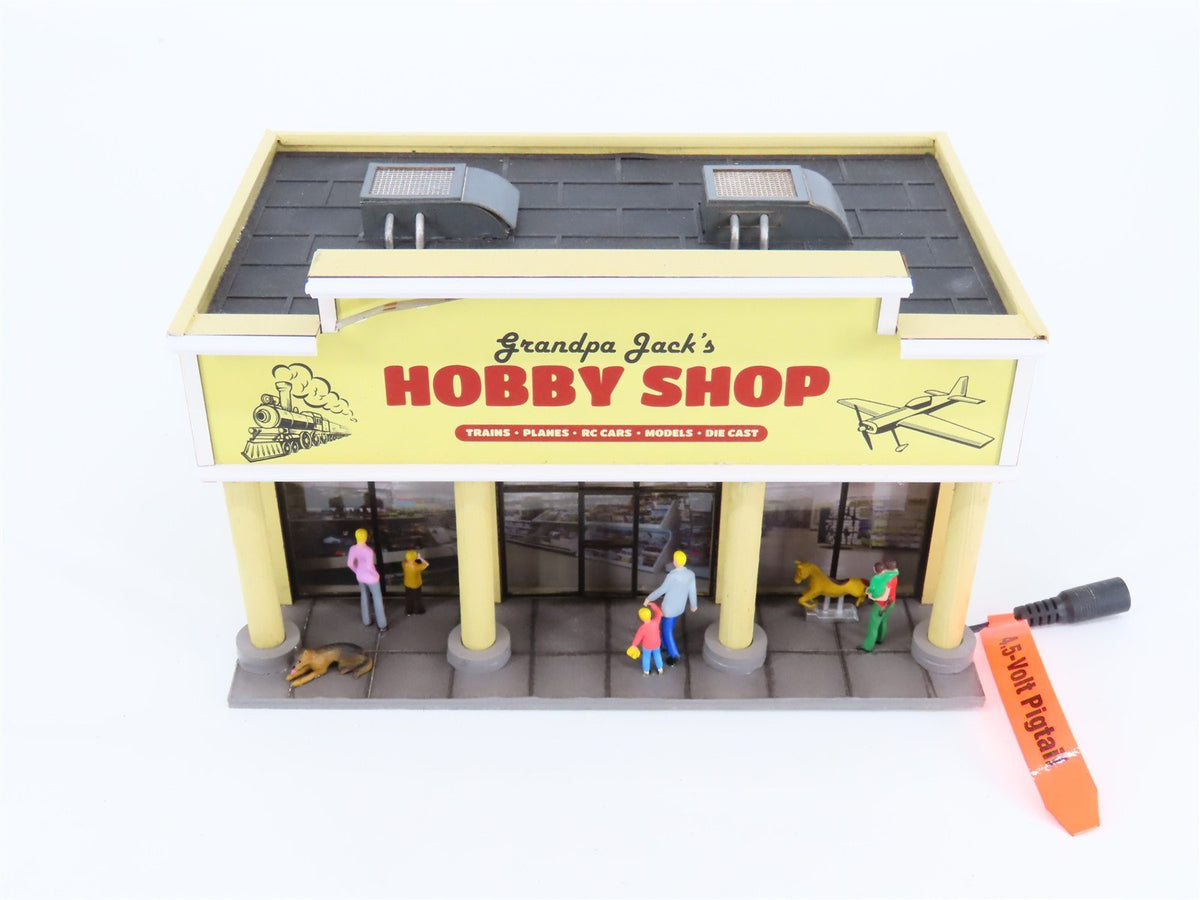 O 1/48 Scale Menards &quot;Grandpa Jack&#39;s Hobby Shop&quot; Building