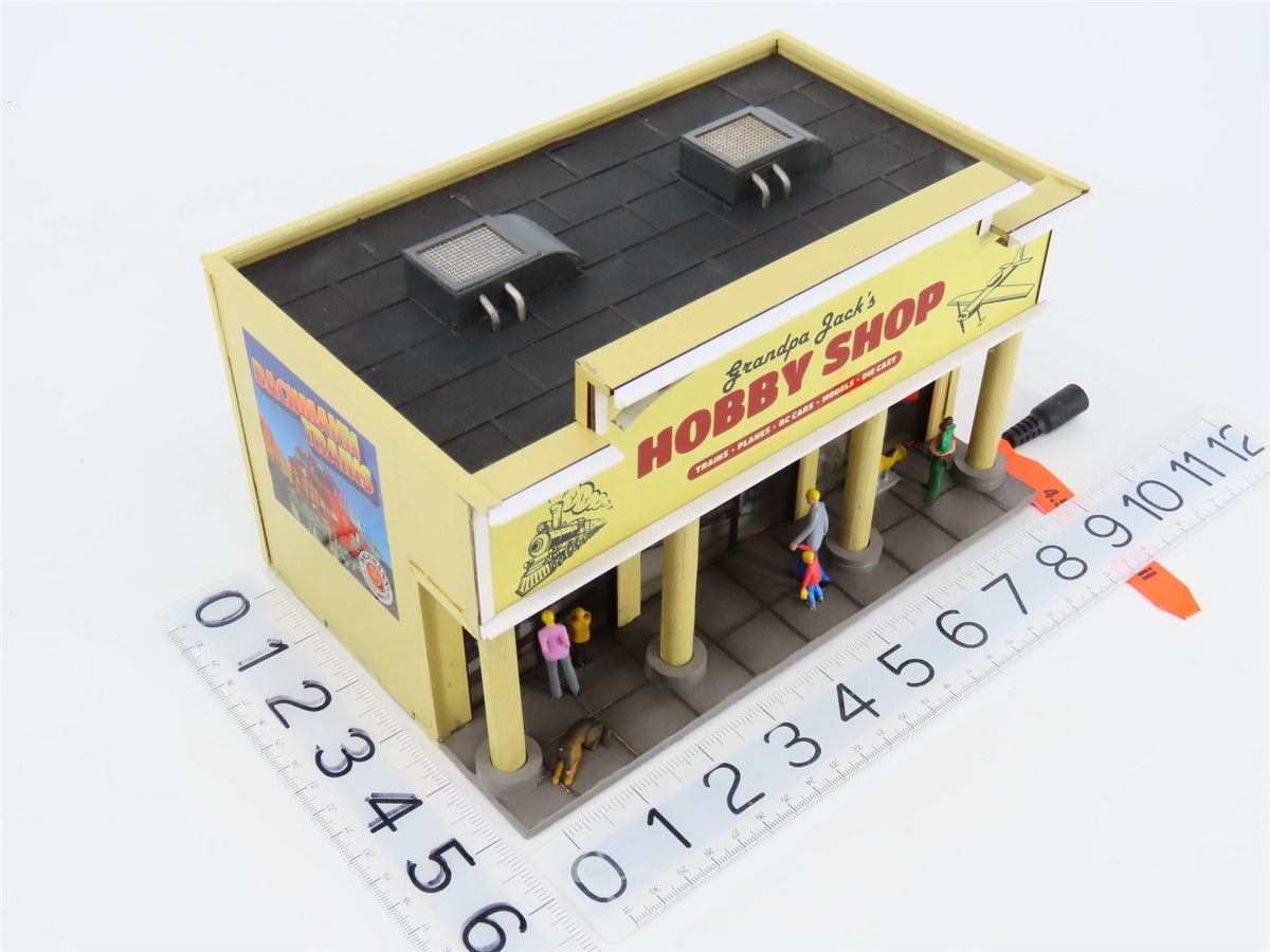 O 1/48 Scale Menards &quot;Grandpa Jack&#39;s Hobby Shop&quot; Building