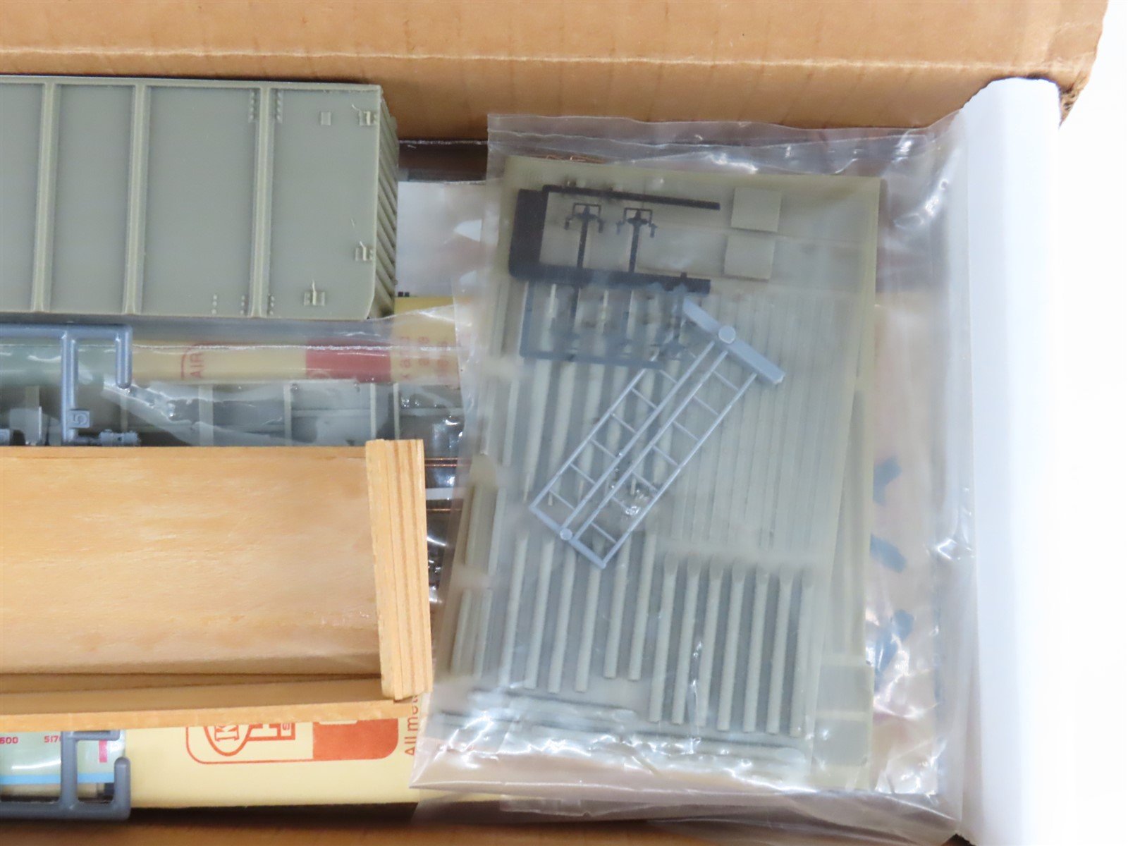 HO Scale Smoky Mountain Model World Kit 60 Southern Railway 