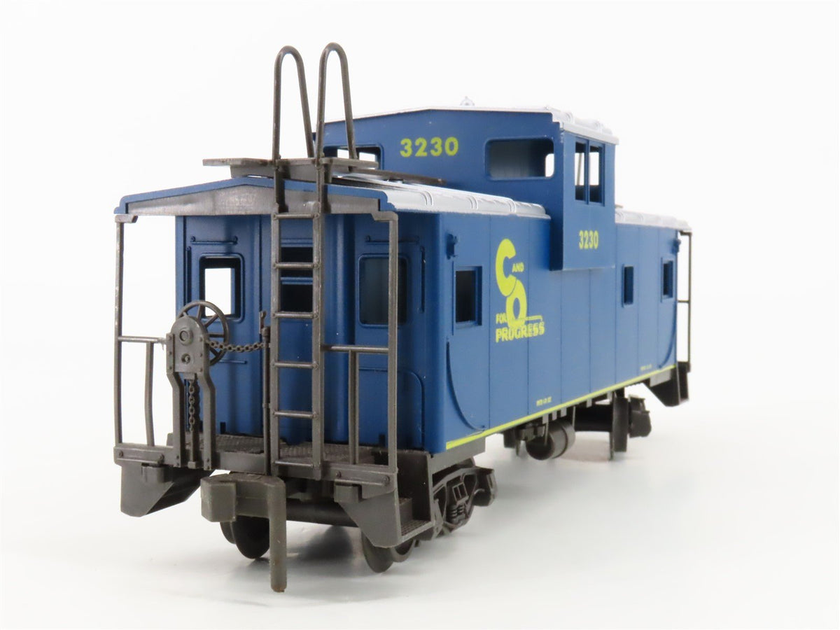 O Scale 2-Rail Atlas 6233 C&amp;O Chesapeake &amp; Ohio Progress Caboose #3230