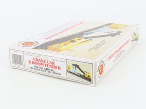 HO Scale Bachmann 46111 UP Union Pacific Crane Car & Boom Tender