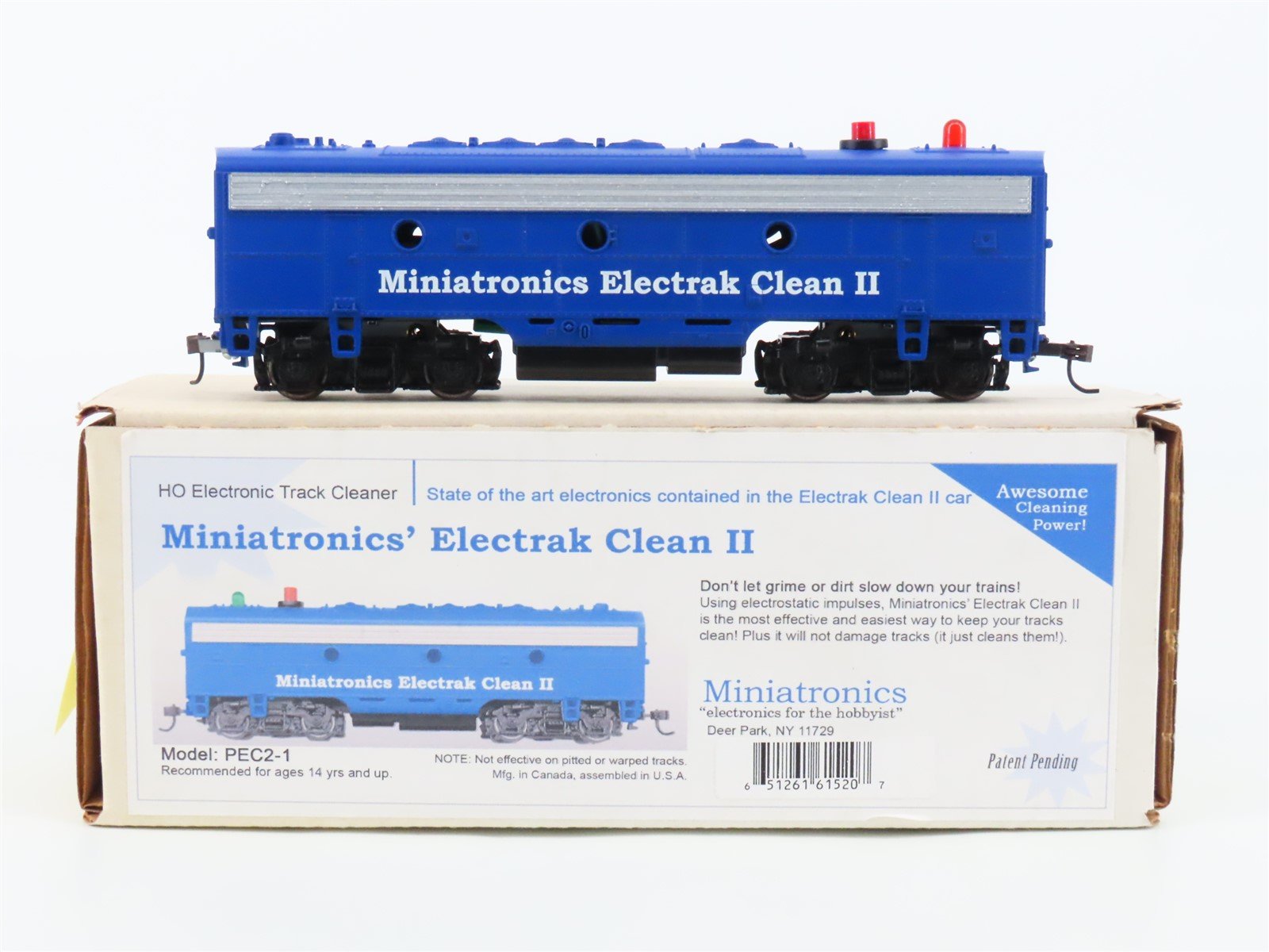 HO Scale Miniatronics' PEC2-1 Electrak Clean II Track Cleaner