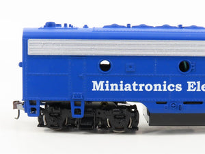 HO Scale Miniatronics' PEC2-1 Electrak Clean II Track Cleaner