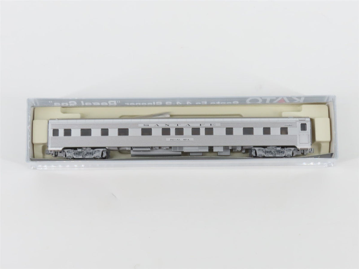 N Scale KATO 156-0905 ATSF Santa Fe Railroad Sleeper Passenger Car &quot;Regal Spa&quot;
