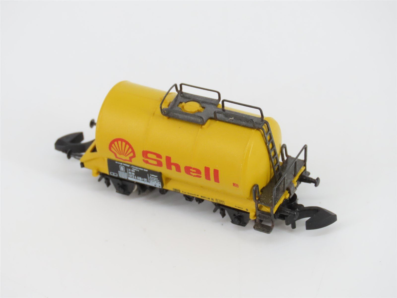 Z Scale Marklin Mini-Club 8611 Shell Oil Tank Car #0724 418-7
