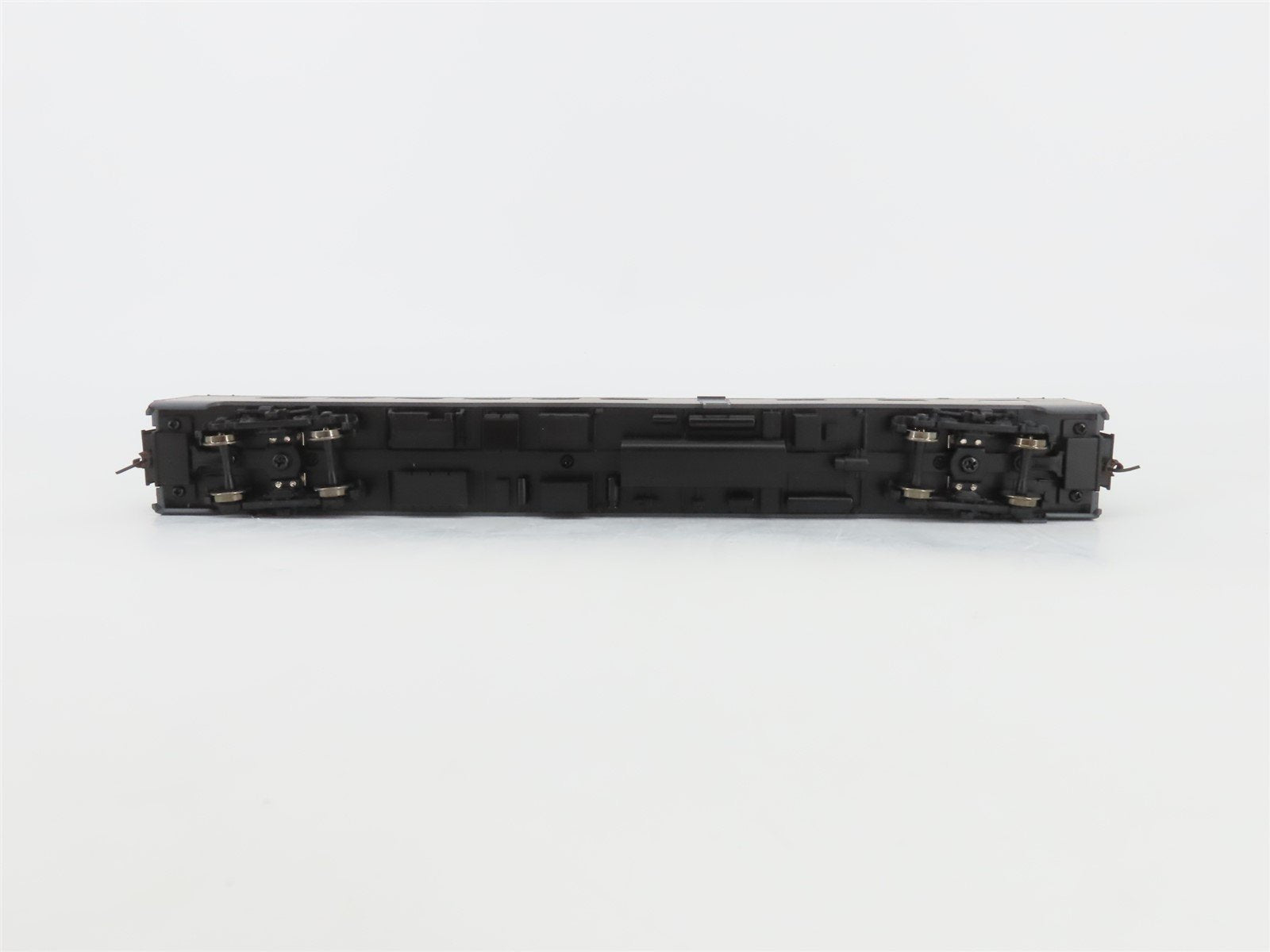 HO Scale Walthers 932-6832 NYC Pullman Standard 48-Seat Diner Passenger Car