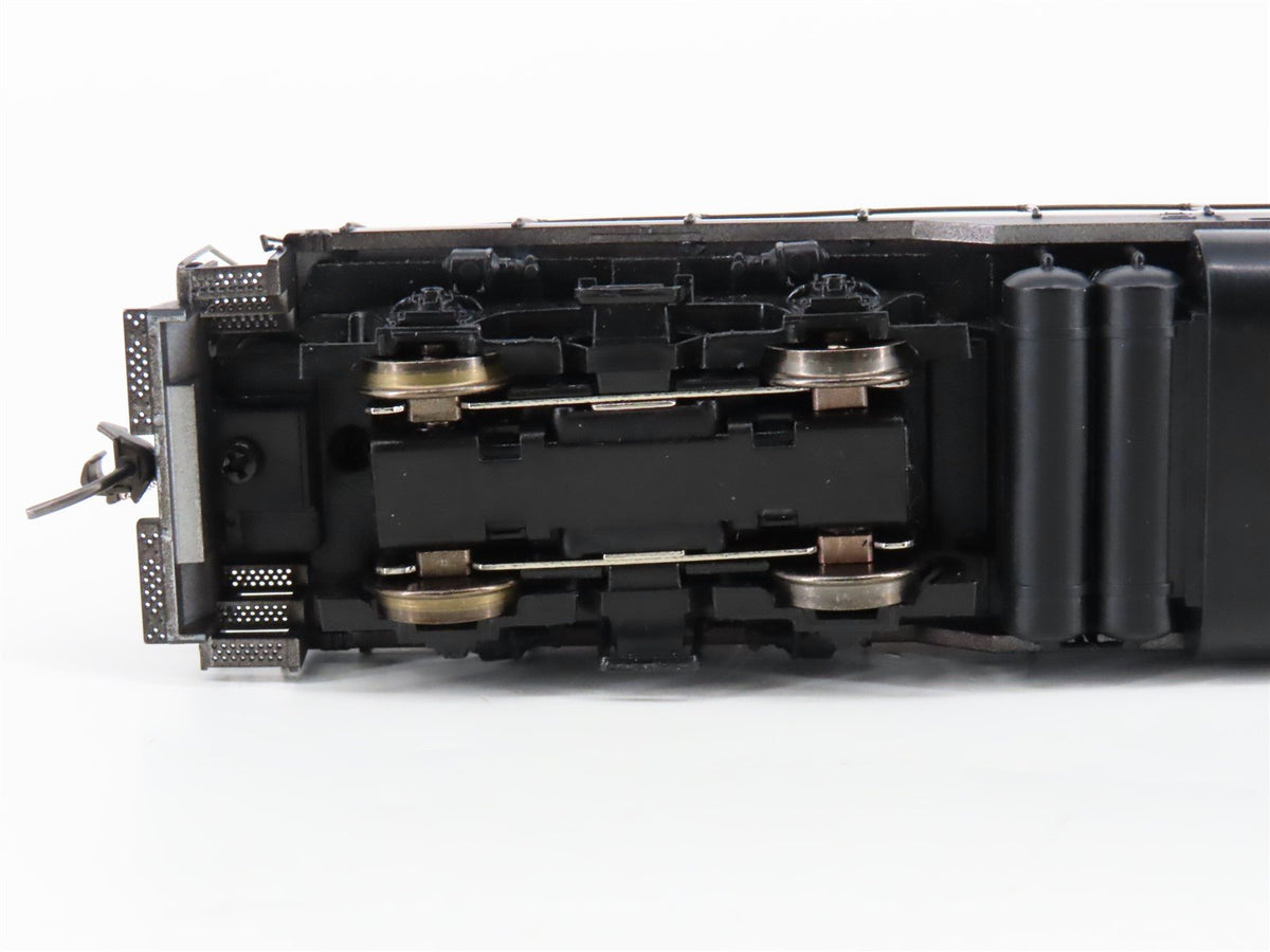 HO Scale Proto 2000 GN Great Northern EMD GP7 Diesel #653 w/ DCC