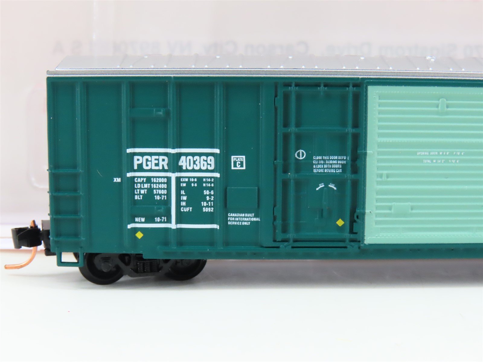 N Roundhouse 82302 PGE Pacific Great Eastern 50' FMC Boxcar #40360 UPGRADED