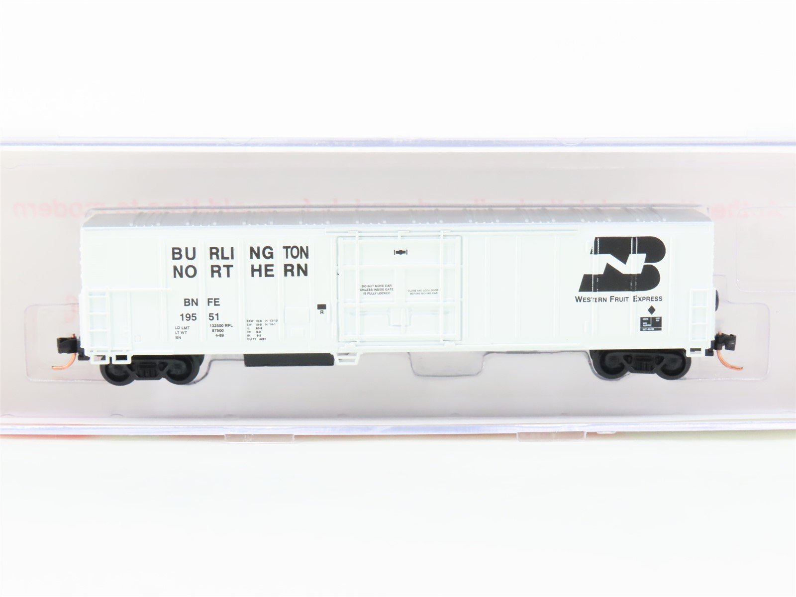 N Roundhouse 84207 BNSF Western Fruit Express 57' Mech Reefer #19551 UPGRADED