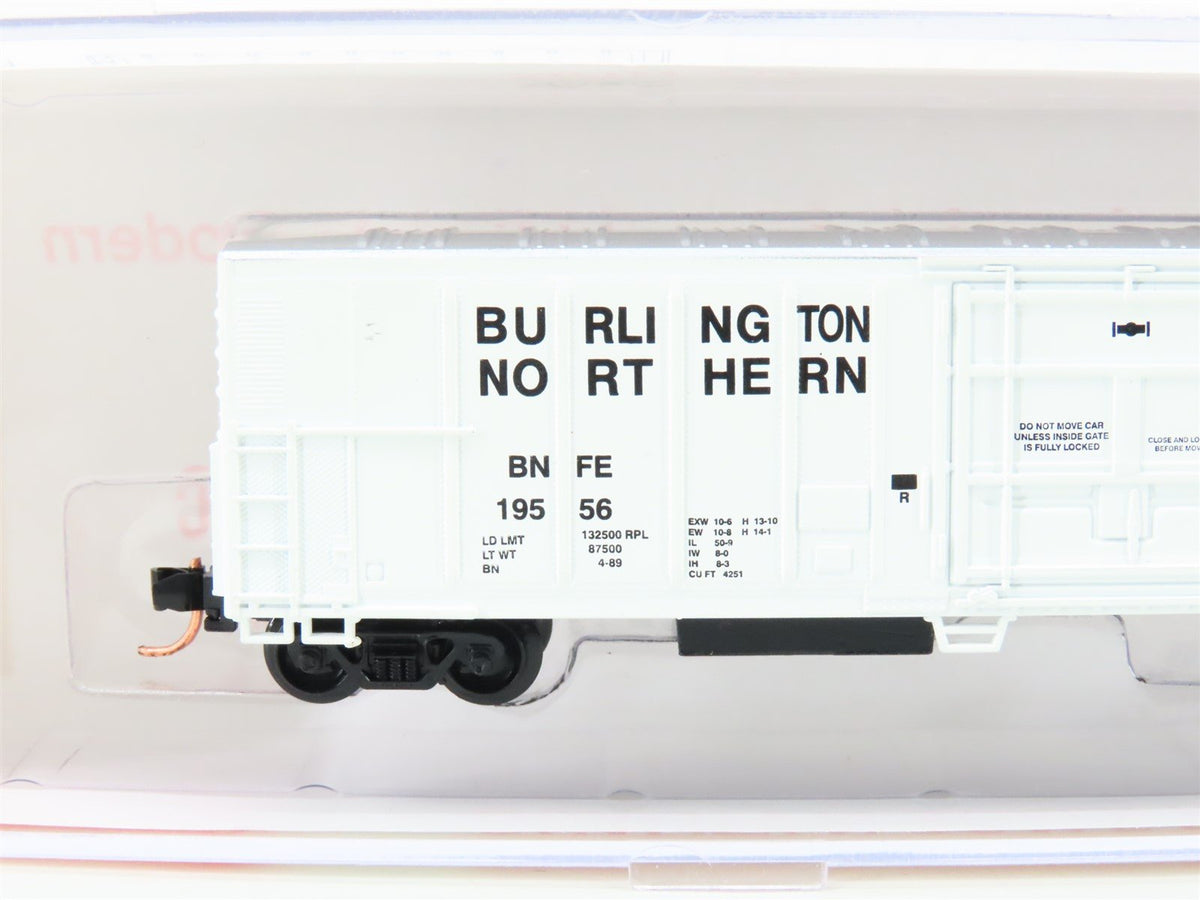 N Roundhouse 84207 BNSF Western Fruit Express 57&#39; Mech Reefer #19556 UPGRADED