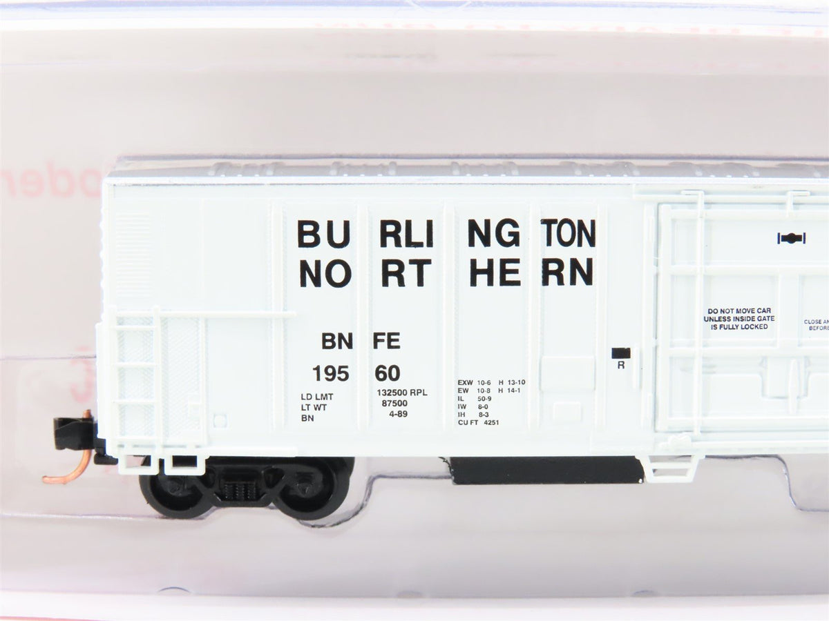 N Roundhouse 84207 BNSF Western Fruit Express 57&#39; Mech Reefer #19556 UPGRADED