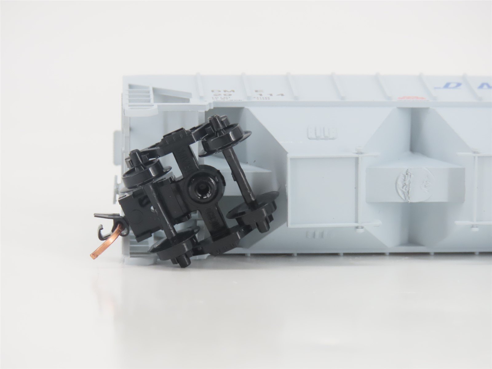 N Red Caboose RN-15018-3 DM&E Dakota Minnesota & Eastern 2-Bay Hopper #29114