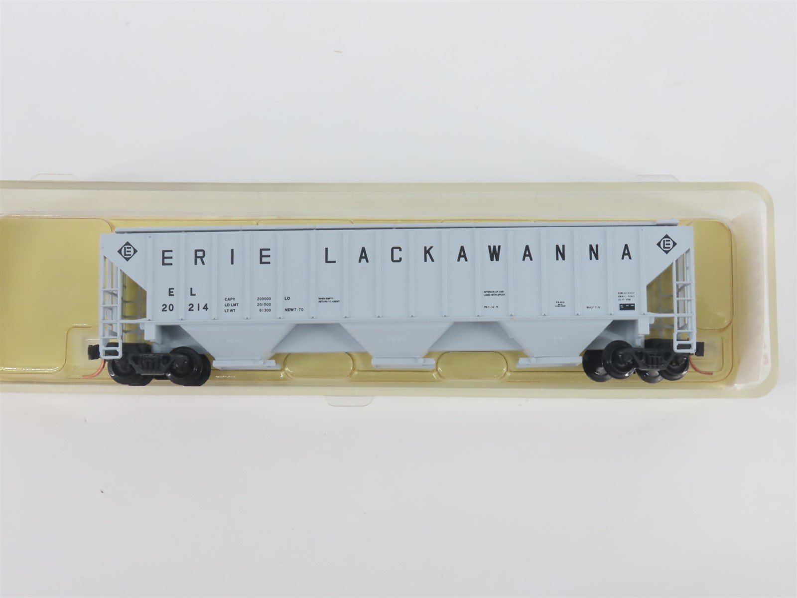 N Scale Red Caboose RN-15422-4 EL Erie Lackawanna 3-Bay Covered Hopper #20214