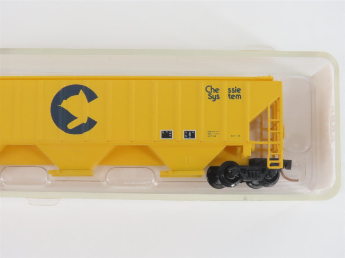 N Scale Red Caboose RN-15424-5 B&amp;O Chessie System 3-Bay Covered Hopper #603255