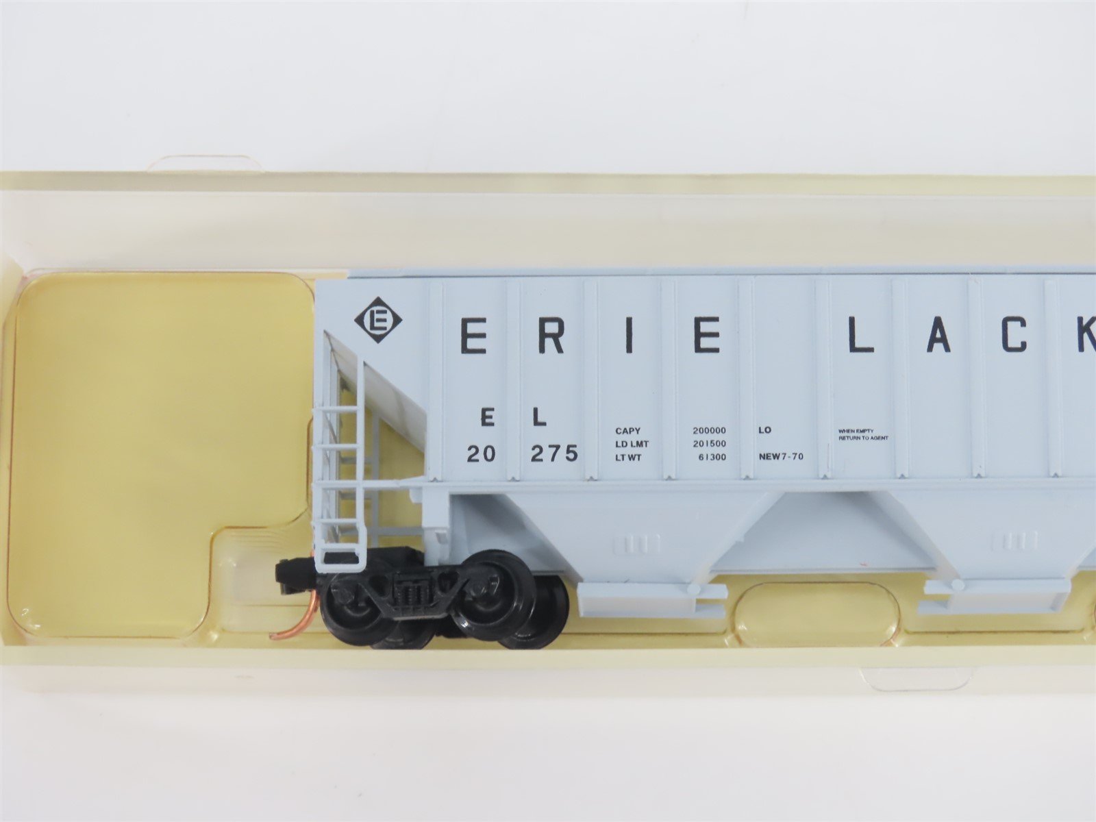 N Scale Red Caboose RN-15422-6 EL Erie Lackawanna 3-Bay Covered Hopper #20275