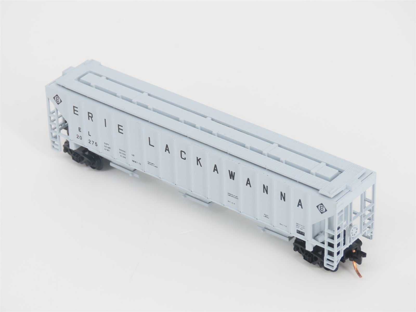 N Scale Red Caboose RN-15422-6 EL Erie Lackawanna 3-Bay Covered Hopper #20275