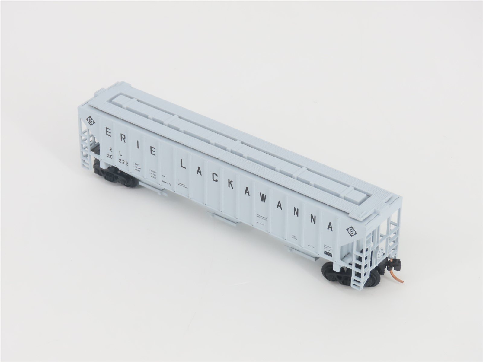 N Scale Red Caboose RN-15422-5 EL Erie Lackawanna 3-Bay Covered Hopper #20222