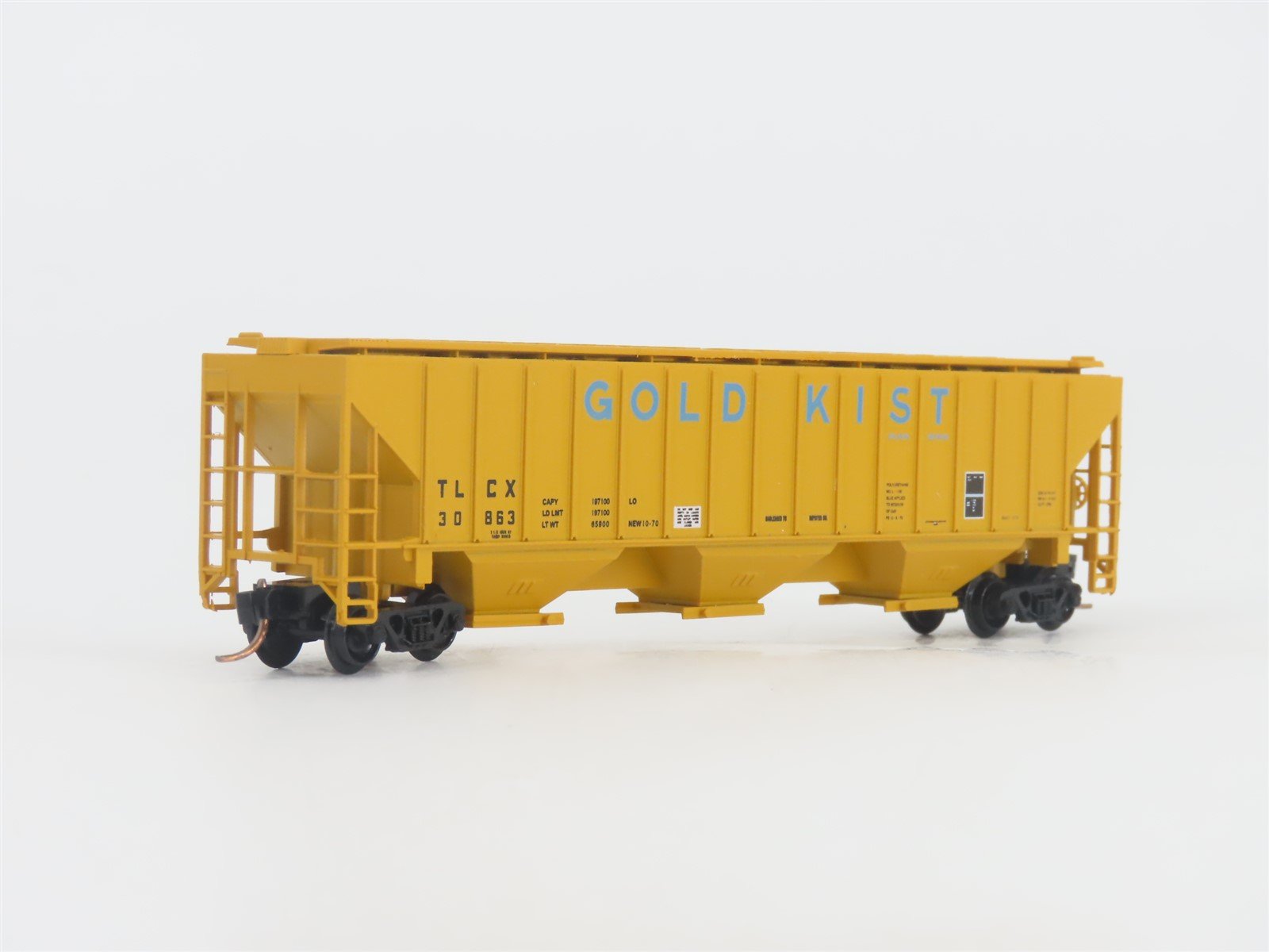 N Scale Red Caboose RN-15420 TLCX Gold Kist 3-Bay Covered Hopper #30863