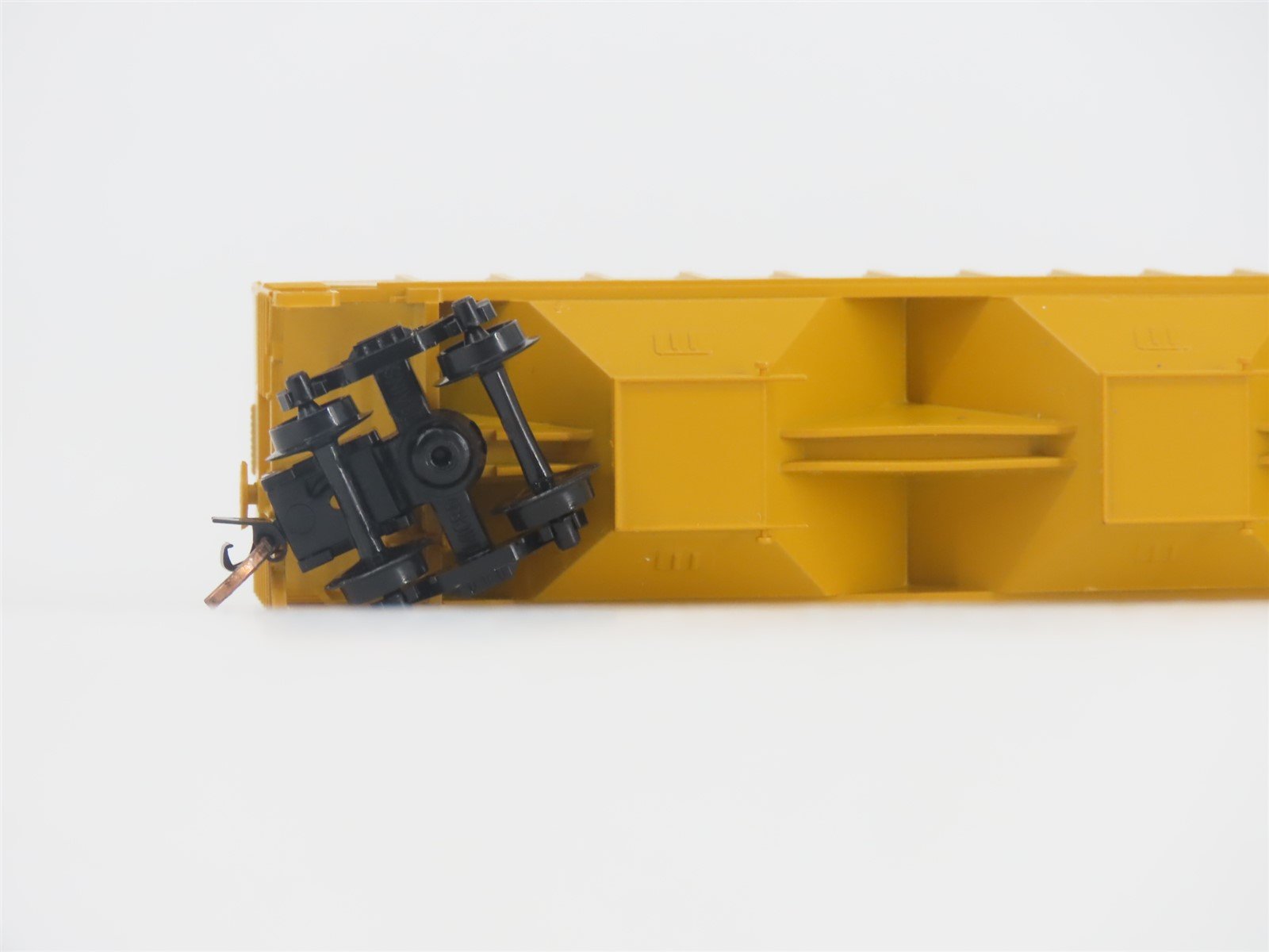 N Scale Red Caboose RN-15420-3 TLCX Gold Kist 3-Bay Covered Hopper #30868