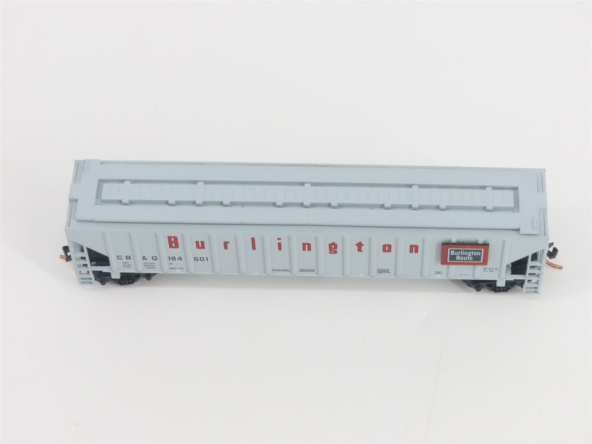 N Scale Red Caboose RM-25436-1 CB&amp;Q Burlington Route 3-Bay Hopper #184601