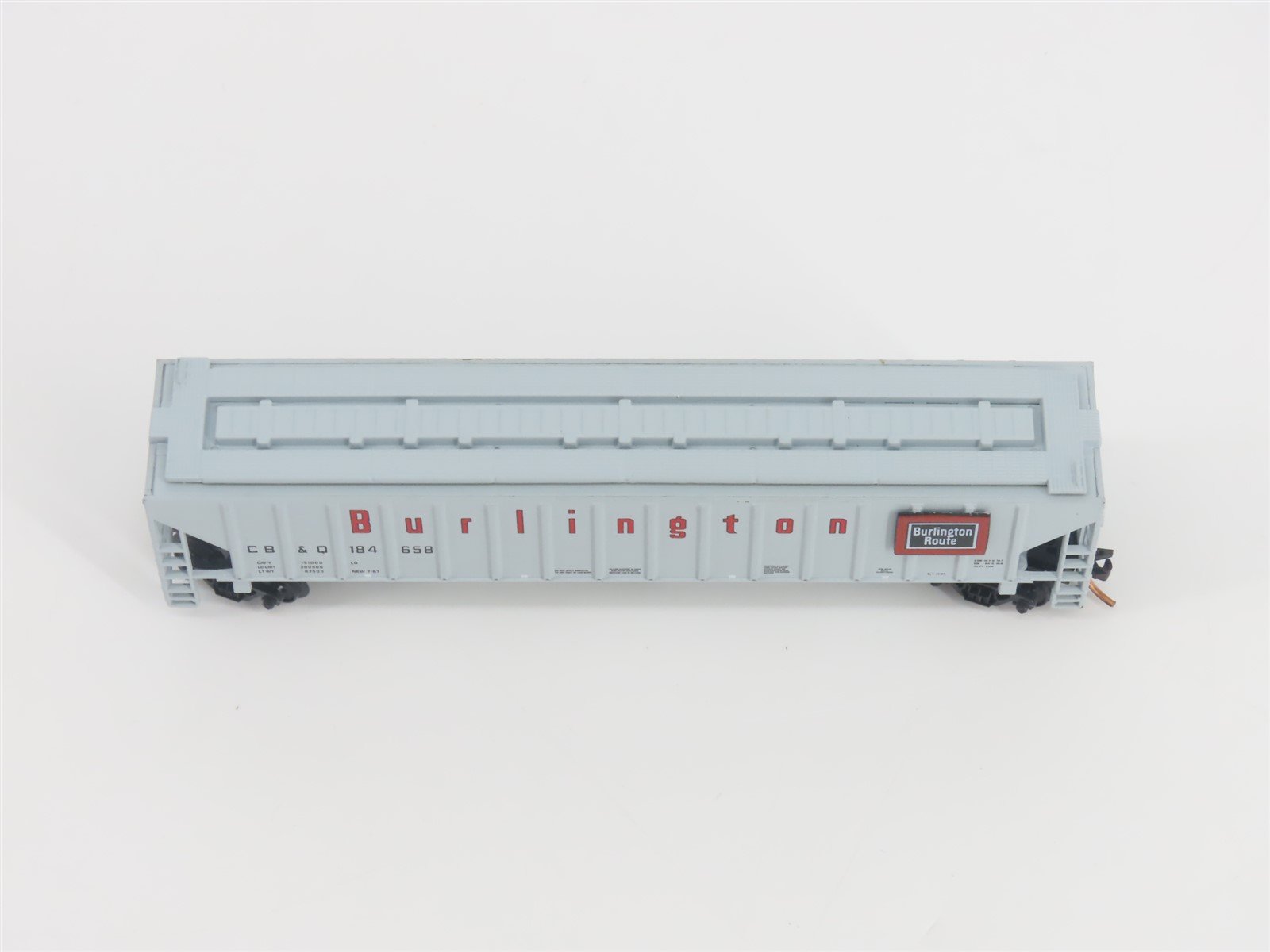 N Scale Red Caboose RM-25436-4 CB&Q Burlington Route 3-Bay Hopper #184658