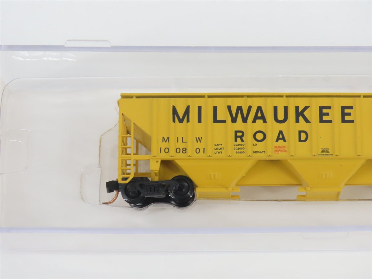 N Scale Red Caboose RM-25628-4 MILW Milwaukee Road 3-Bay Covered Hopper #100801