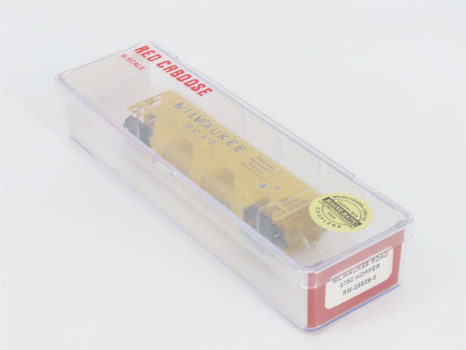 N Scale Red Caboose RM-25628-5 MILW Milwaukee Road 3-Bay Covered Hopper #100912