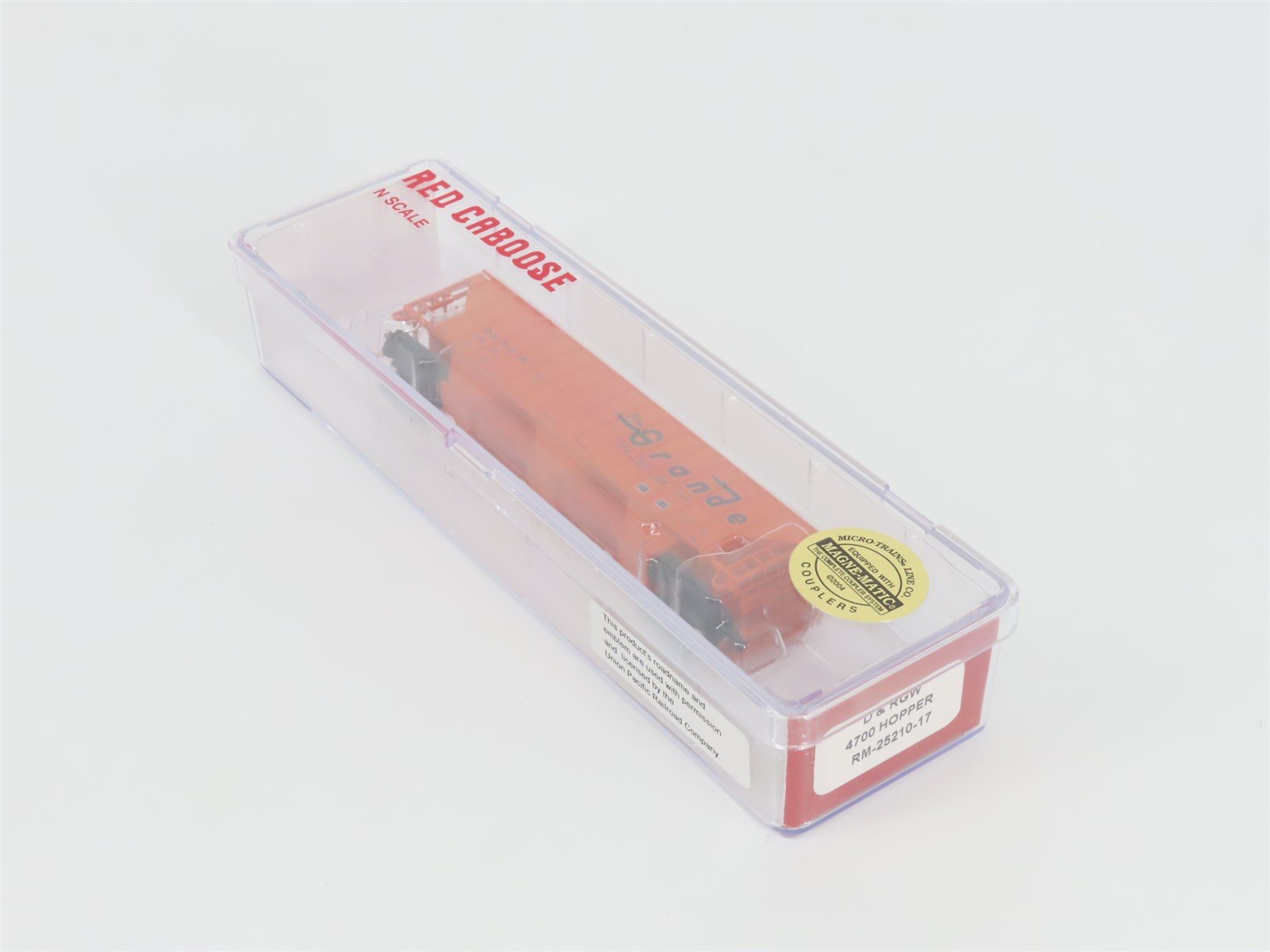 N Scale Red Caboose RM-25210-17 D&RGW Rio Grande 3-Bay Covered Hopper #15626