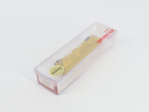 N Scale Red Caboose RM-25628-1 MILW Milwaukee Road 3-Bay Covered Hopper #100678