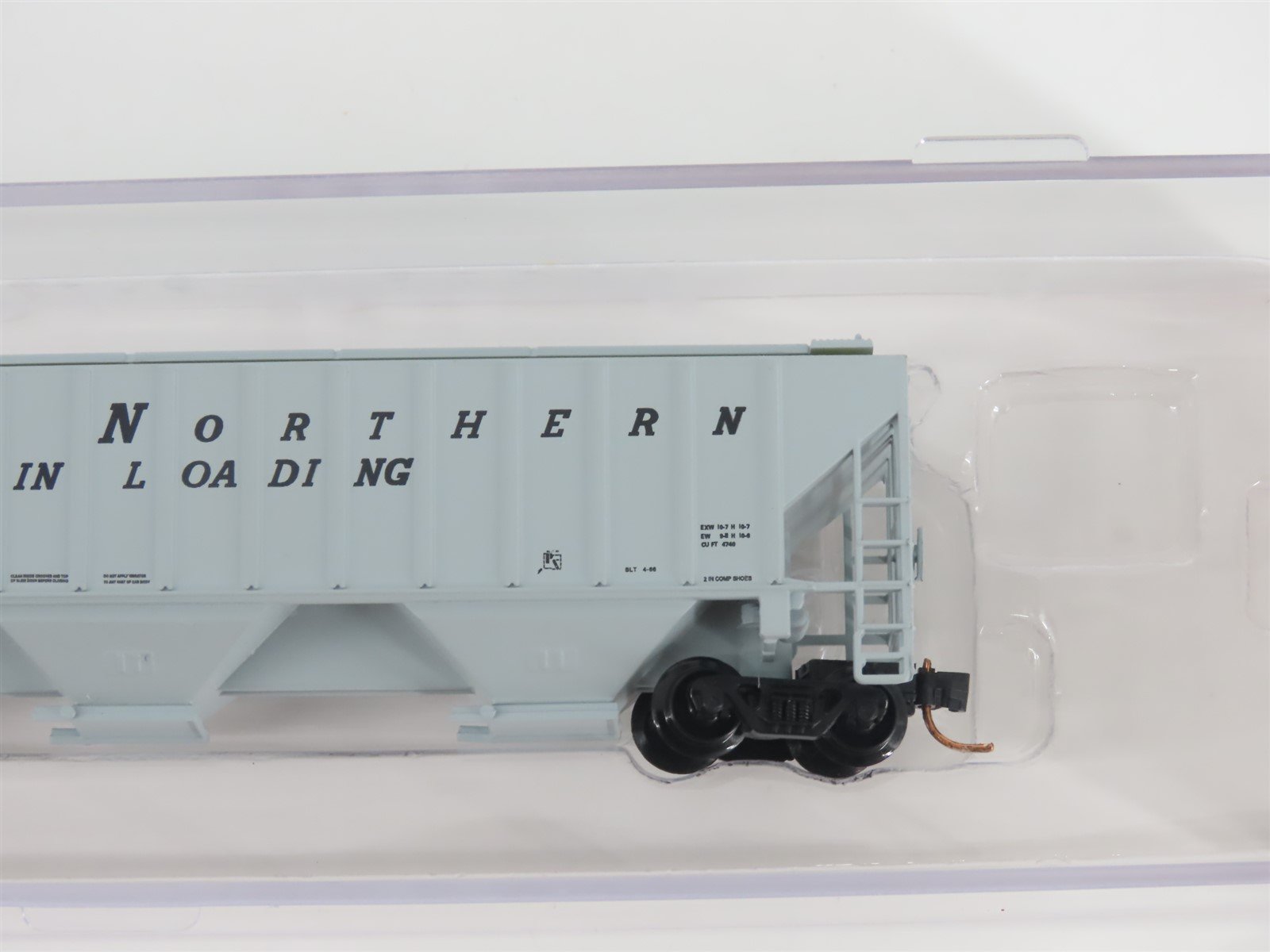 N Scale Red Caboose RM-25410-2 GN Great Northern 3-Bay Covered Hopper #171511