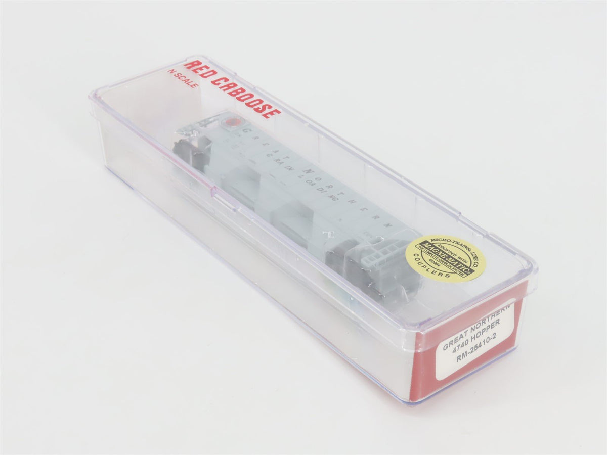 N Scale Red Caboose RM-25410-2 GN Great Northern 3-Bay Covered Hopper #171511