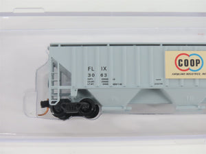 N Scale Red Caboose RM-25644-4 FLIX Farmland 3-Bay Covered Hopper #3063
