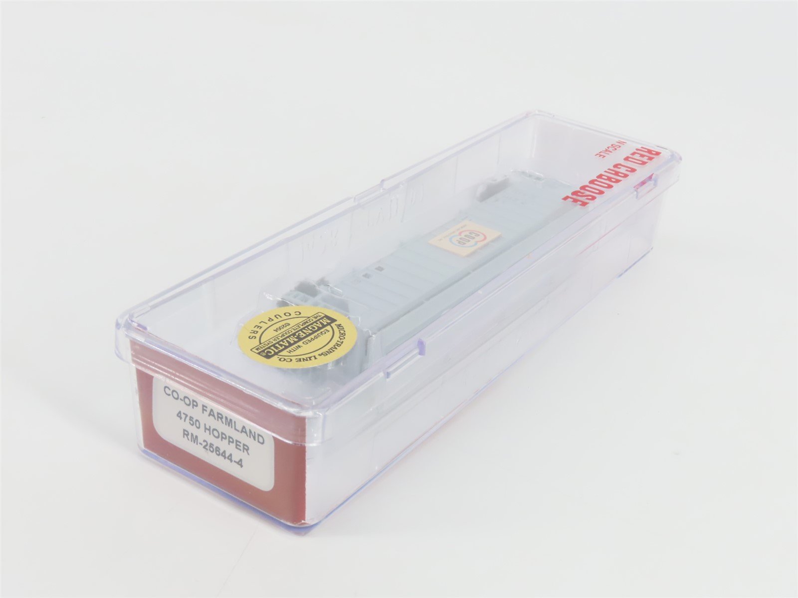 N Scale Red Caboose RM-25644-4 FLIX Farmland 3-Bay Covered Hopper #3063