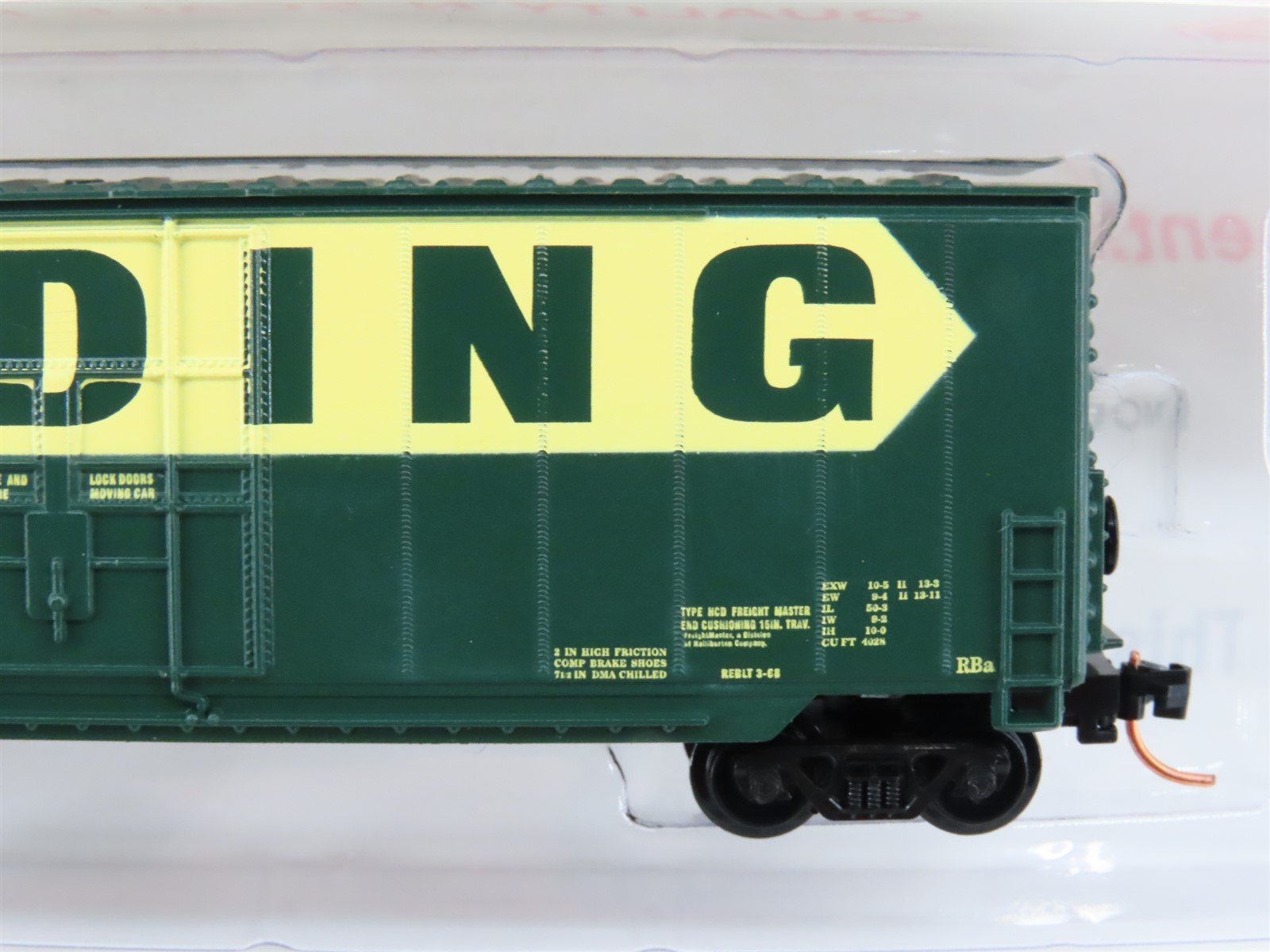 N Scale Roundhouse 82015 RDG Reading 50' Hi-Cube Boxcar #17163 UPGRADED