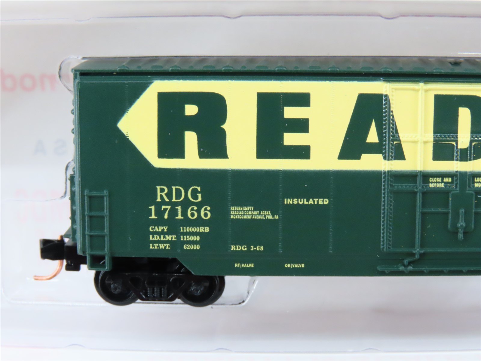 N Scale Roundhouse 82015 RDG Reading 50' Hi-Cube Boxcar #17163 UPGRADED